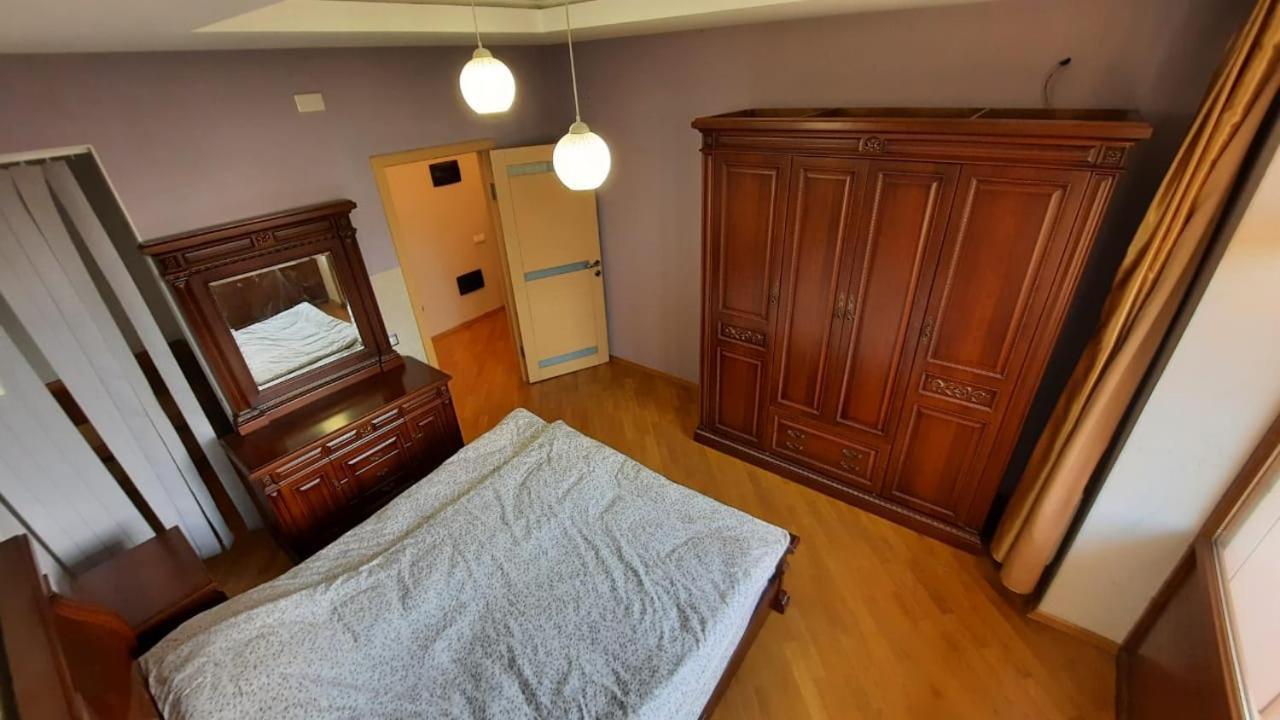Elmler Luxs Apartments Bakoe Buitenkant foto