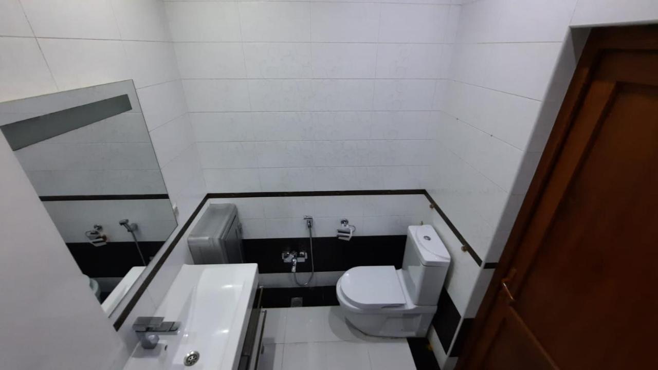 Elmler Luxs Apartments Bakoe Buitenkant foto