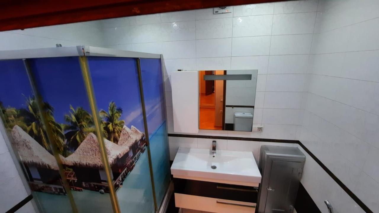Elmler Luxs Apartments Bakoe Buitenkant foto