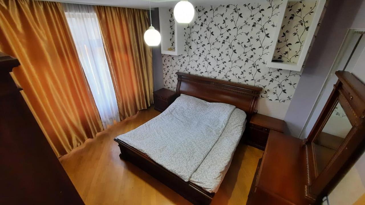 Elmler Luxs Apartments Bakoe Buitenkant foto